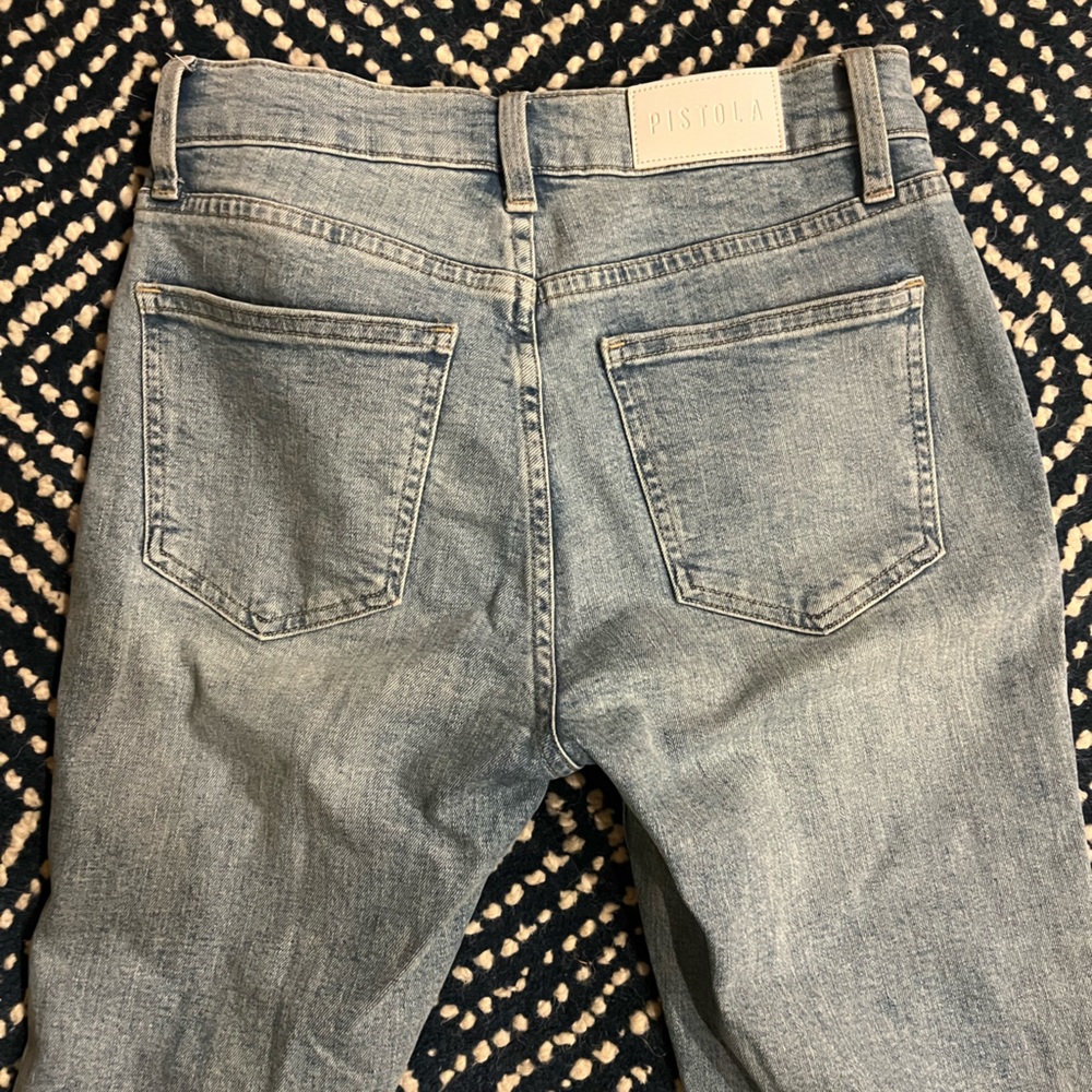 Brand new size 26 pistola jeans worn once